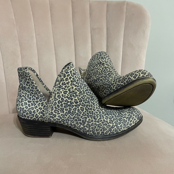 Lucky Brand Baley Ankle Leopard Print Booties - Picture 5 of 6